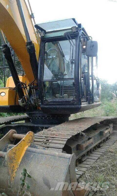 JCB JS220LC Pelle sur chenilles