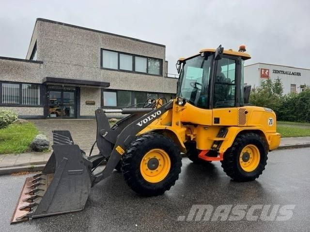 Volvo L 30 G Chargeuse sur pneus