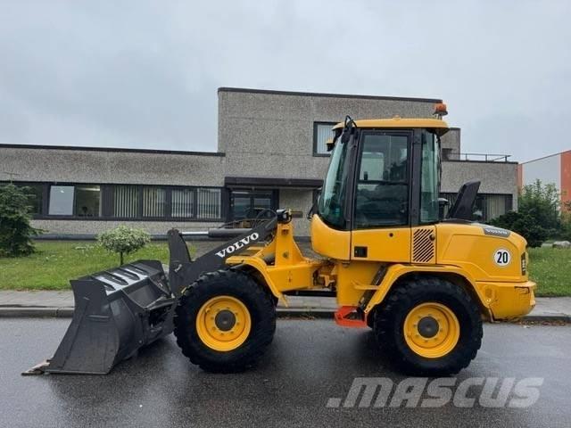 Volvo L 30 G Chargeuse sur pneus