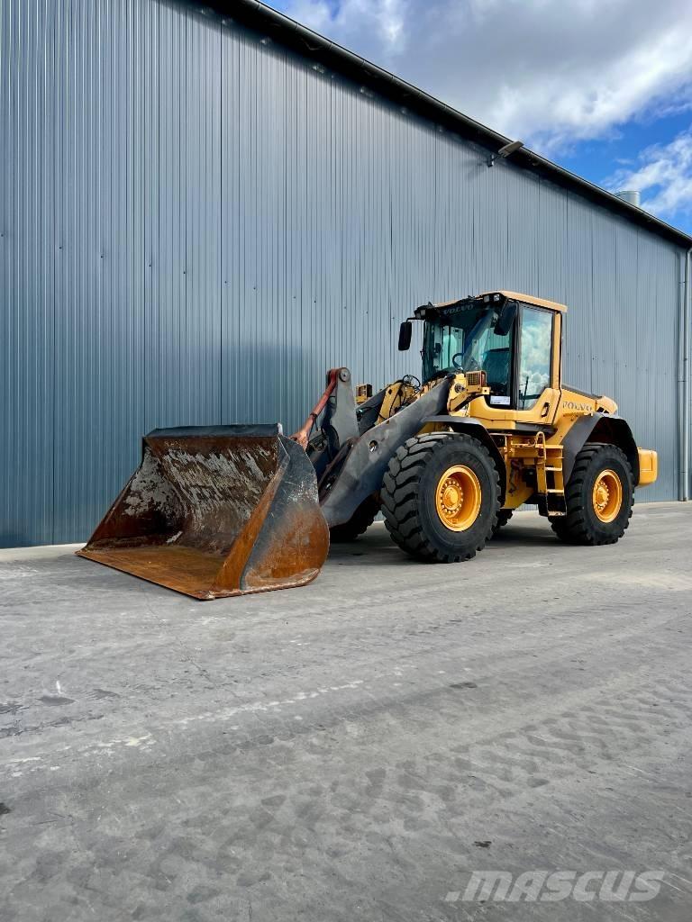 Volvo L90F Chargeuse sur pneus