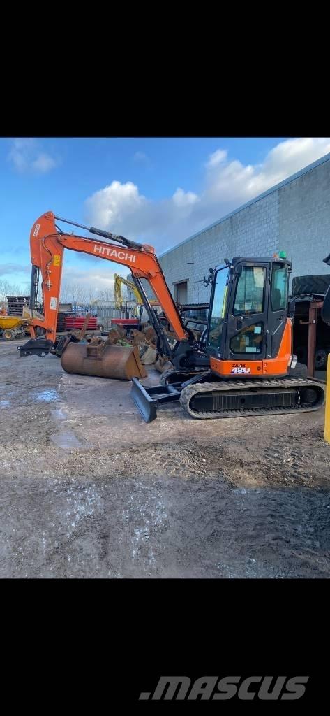 Hitachi 48U-6 Mini pelle < 7t