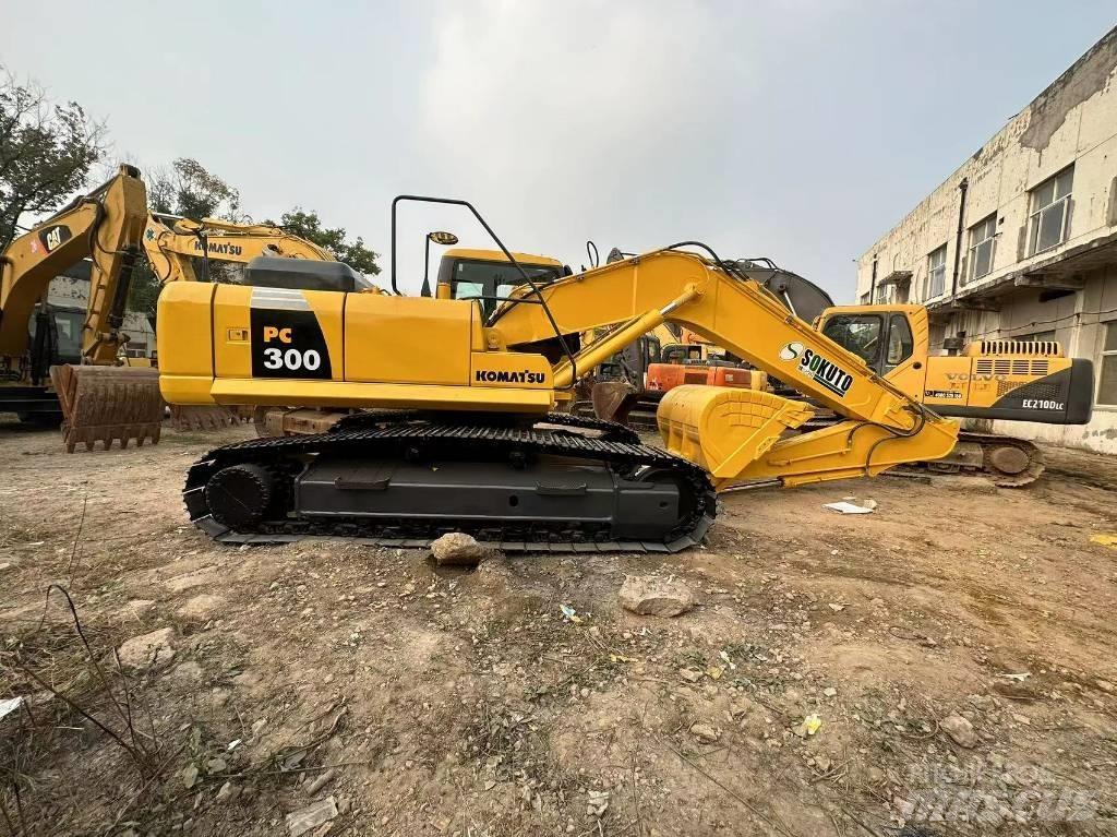 Komatsu PC 300 Pelle sur chenilles
