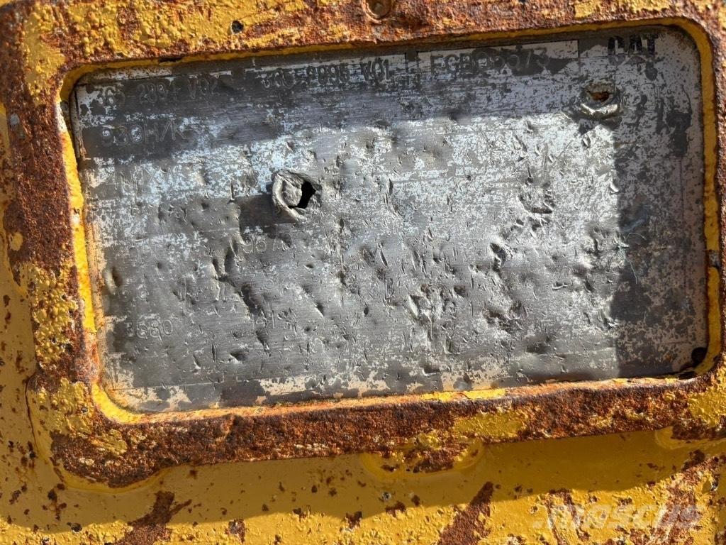 CAT 980 Bucket Godet