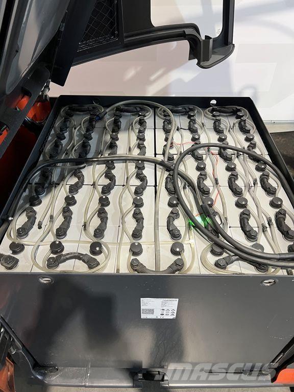 Linde E50HL-01 Chariots élévateurs électriques