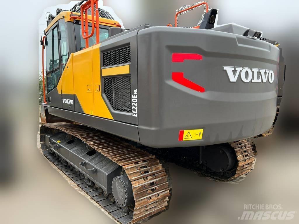 Volvo EC 220 E Pelle sur chenilles