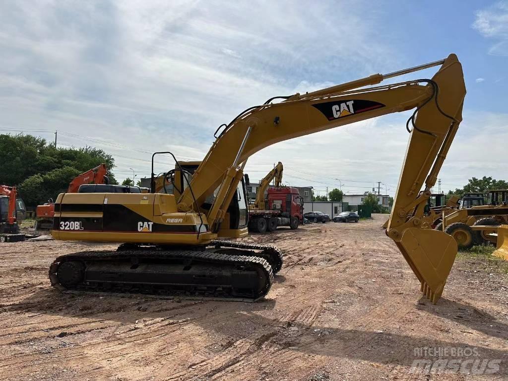 CAT 320 B L Pelle sur chenilles