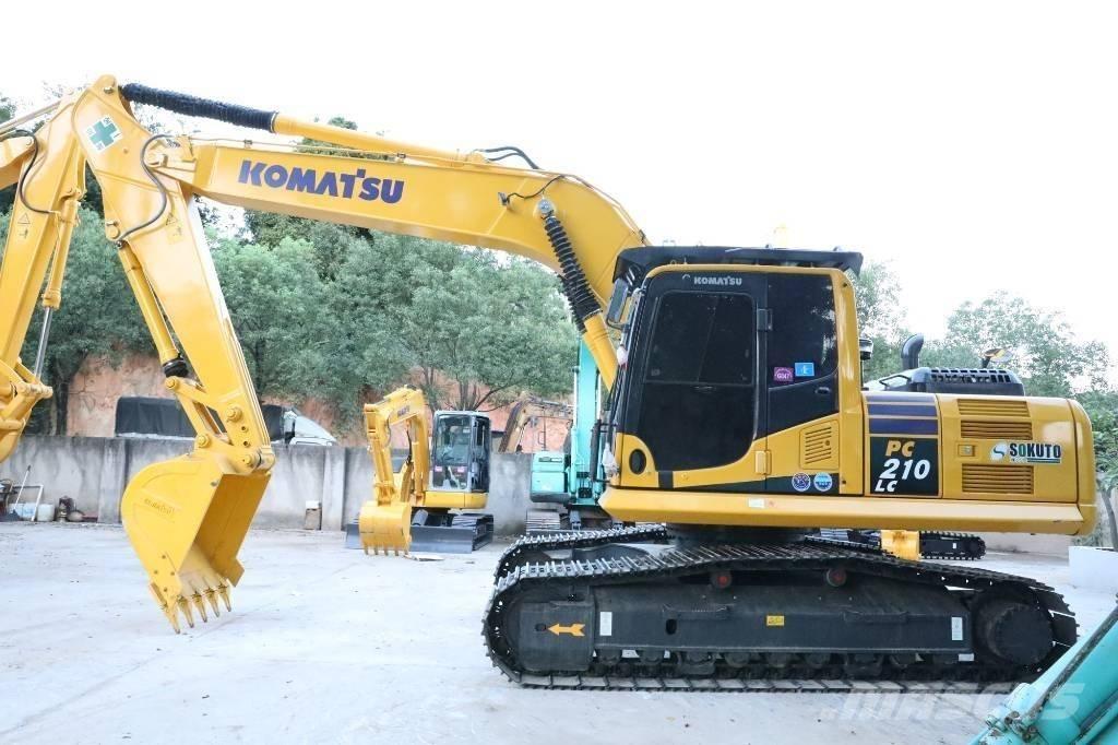 Komatsu PC 210-8 Pelle sur chenilles