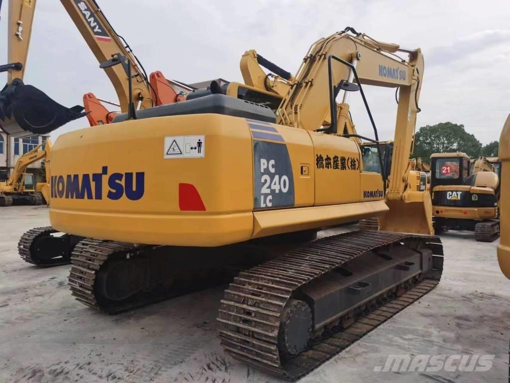 Komatsu PC 240 LC-8 Pelle sur chenilles