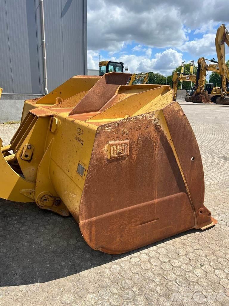 CAT 980M Chargeuse sur pneus