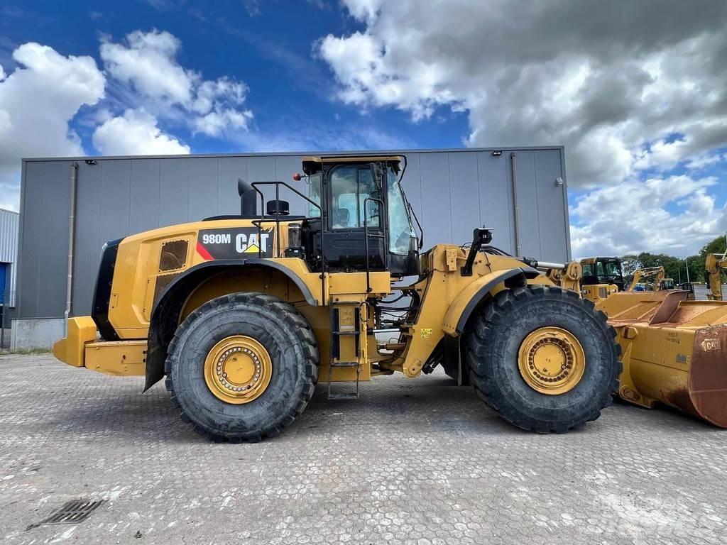 CAT 980M Chargeuse sur pneus