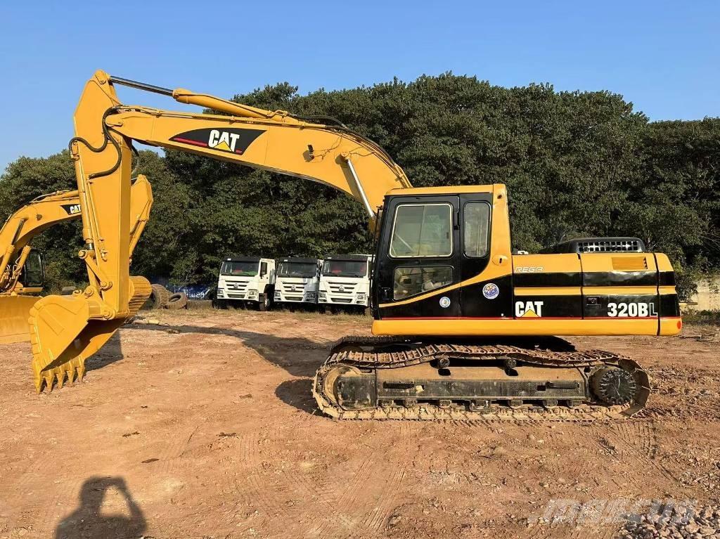 CAT 320 B Pelle sur chenilles