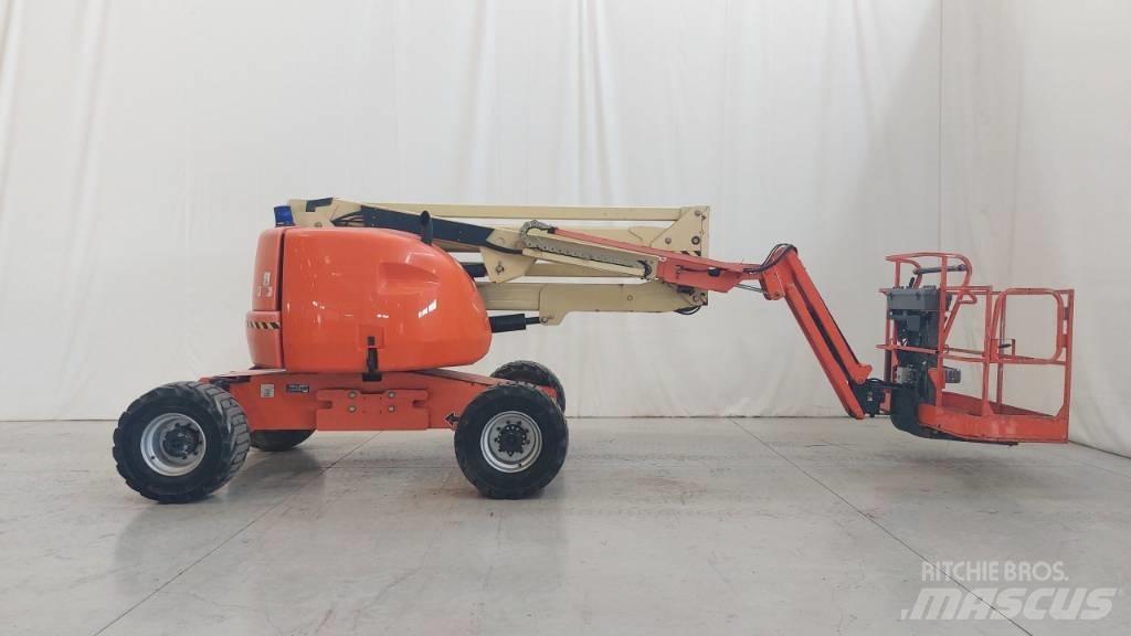 JLG 450 AJ Nacelles articulées