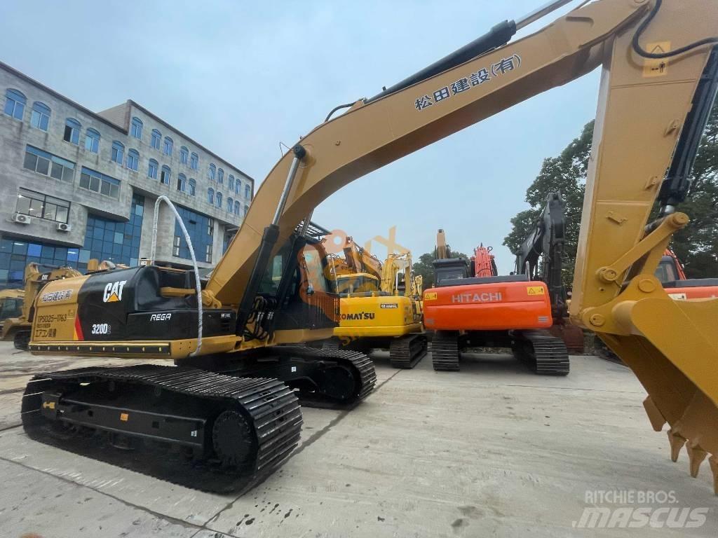 CAT 320 D Pelle sur chenilles