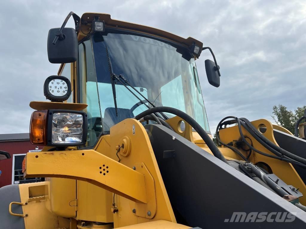 Volvo L 120 E Chargeuse sur pneus