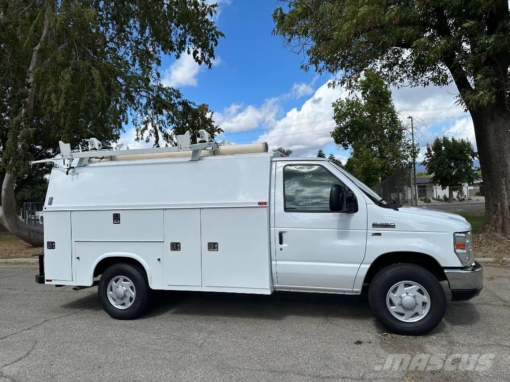 Ford E 350 Utilitaire benne