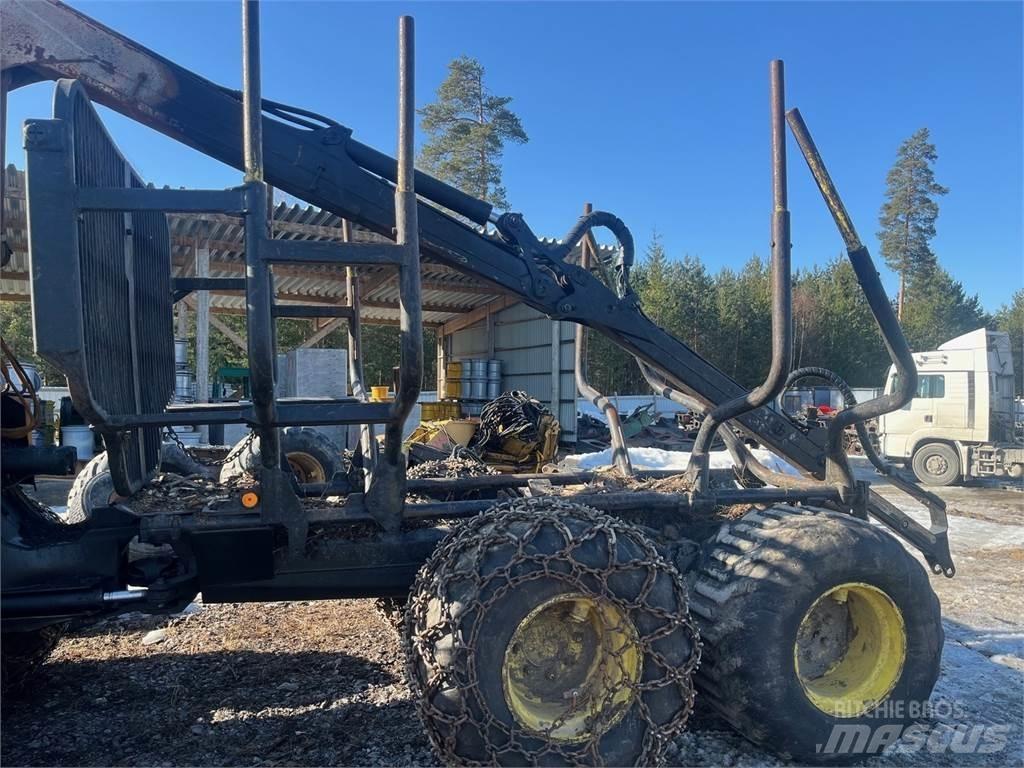 Timberjack 810B Porteur