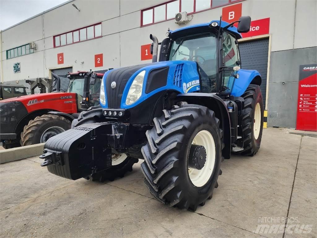 New Holland T8.300 Tracteur