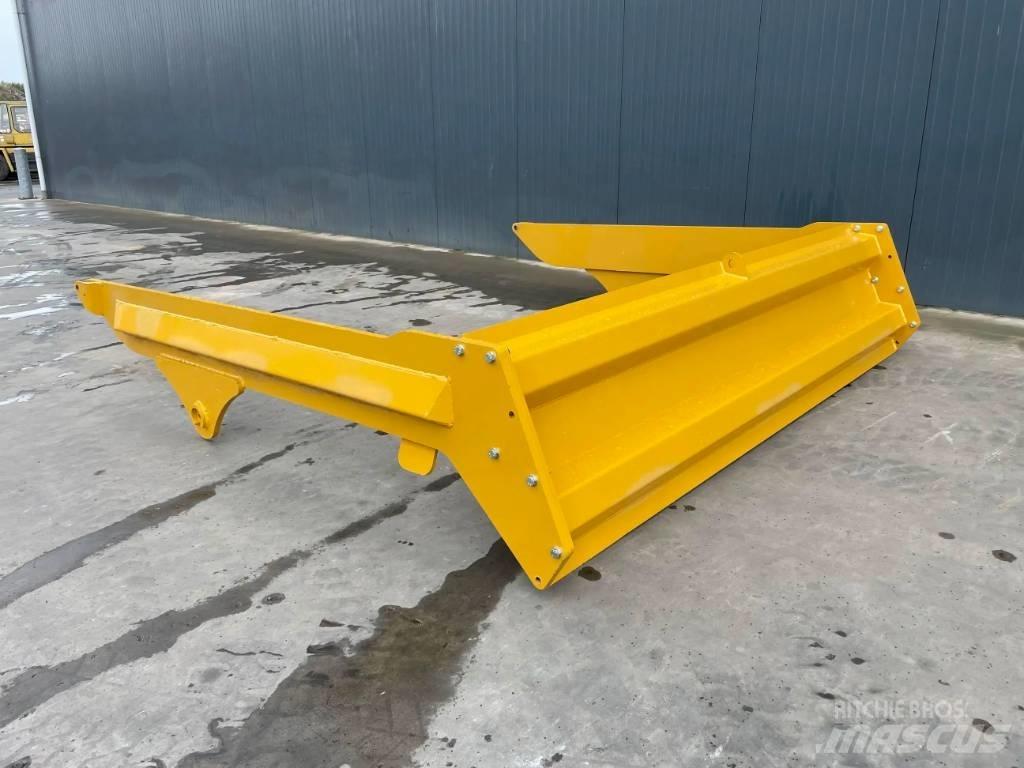 Volvo A25G Hayons