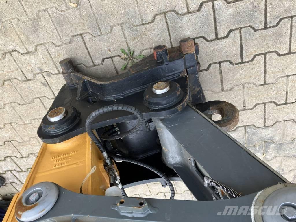 Liebherr R 922 LC Pelle sur chenilles