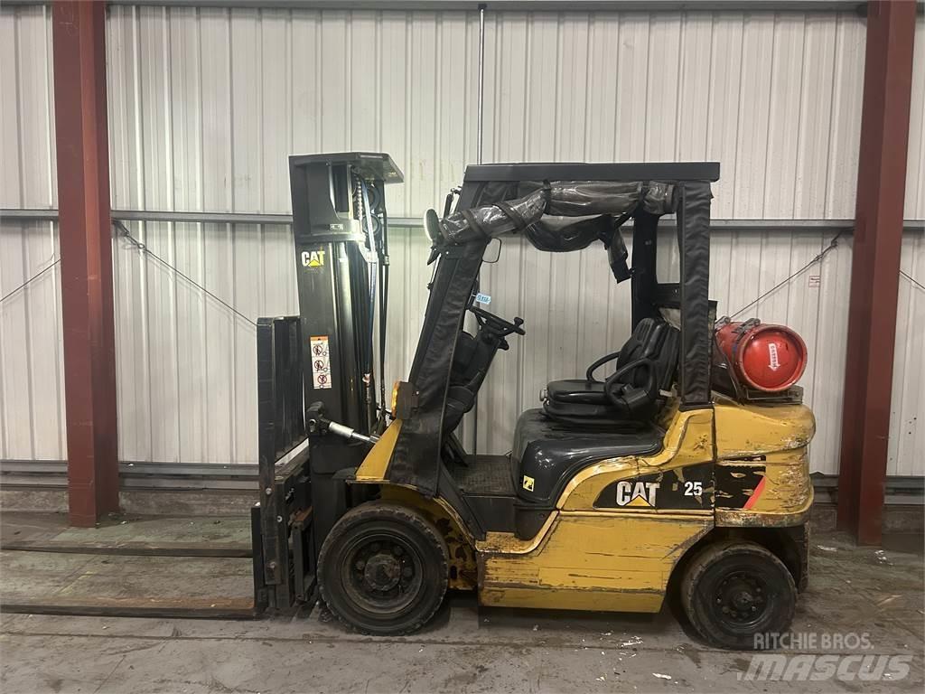 CAT GP25NT Chariots GPL