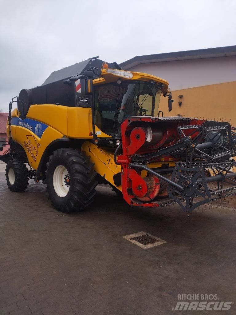New Holland CX 8040 Moissonneuse batteuse