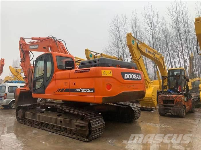 Doosan dx300 Pelle sur chenilles
