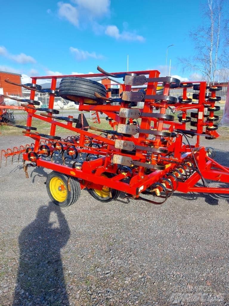 Väderstad NZF 450 Herse