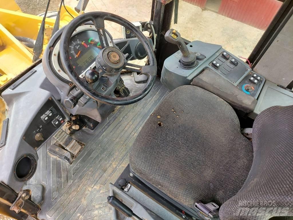 CAT 938 H Chargeuse sur pneus