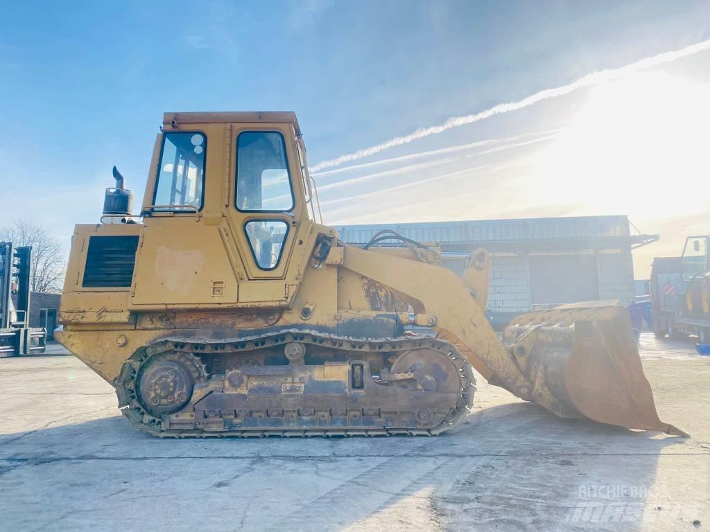 CAT 943 LGP Chargeuse sur chenilles