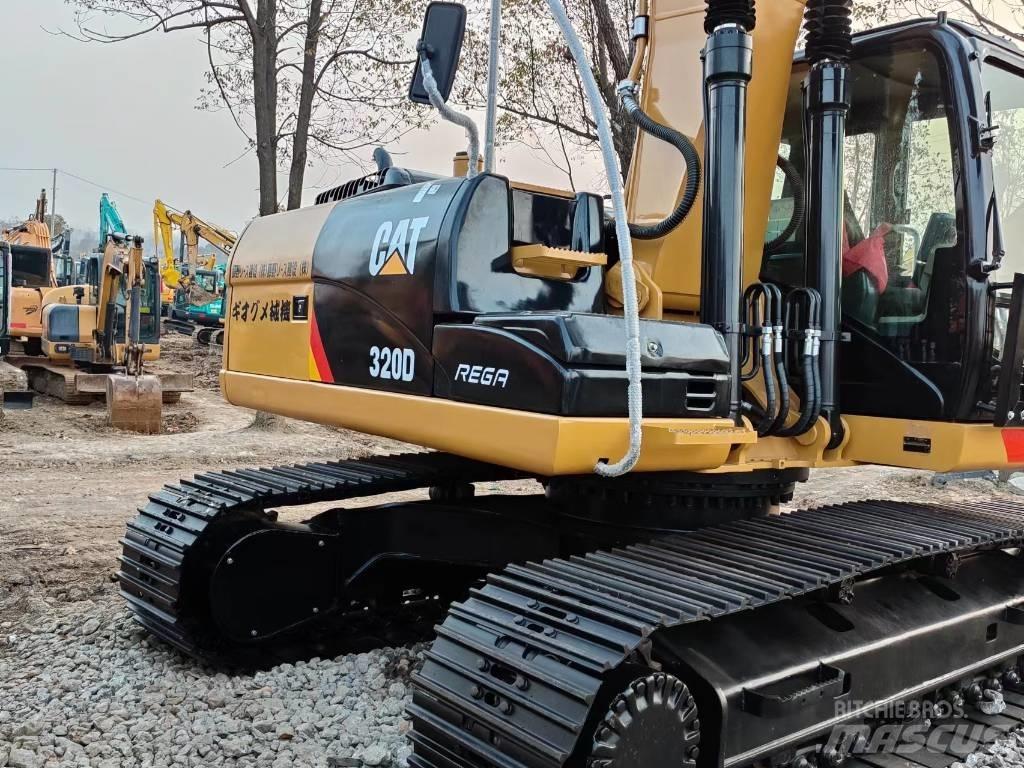 CAT 320 D Pelle sur chenilles