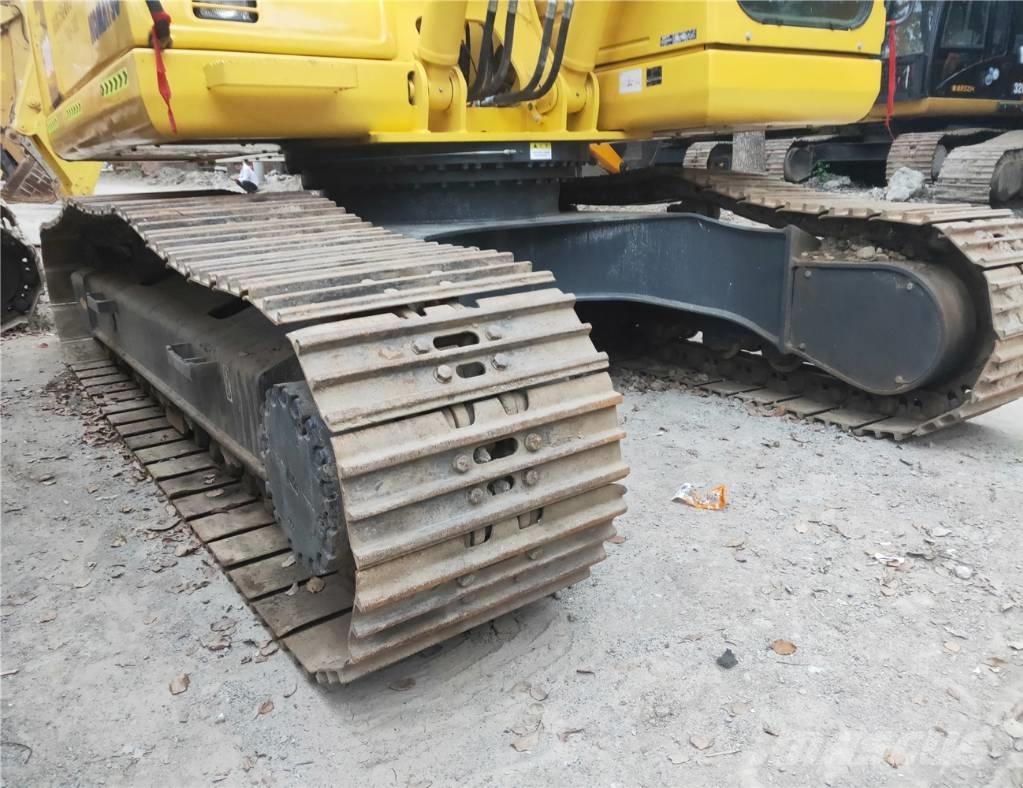 Komatsu PC200-7 Pelle sur chenilles