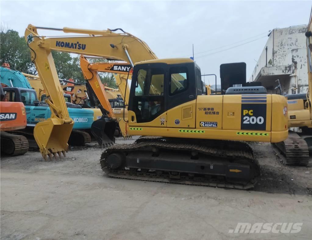 Komatsu PC200-7 Pelle sur chenilles