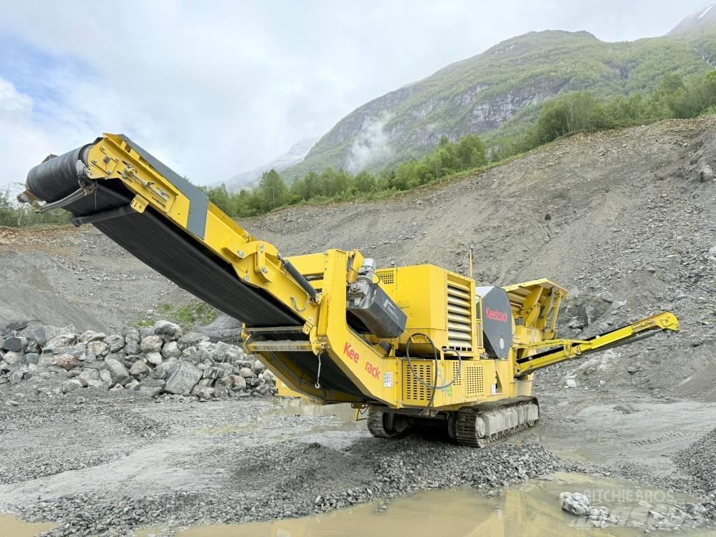 Keestrack B4e Hybrid Concasseur mobile