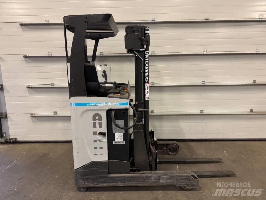 UniCarriers ULS 120 Chariot à mât rétractable