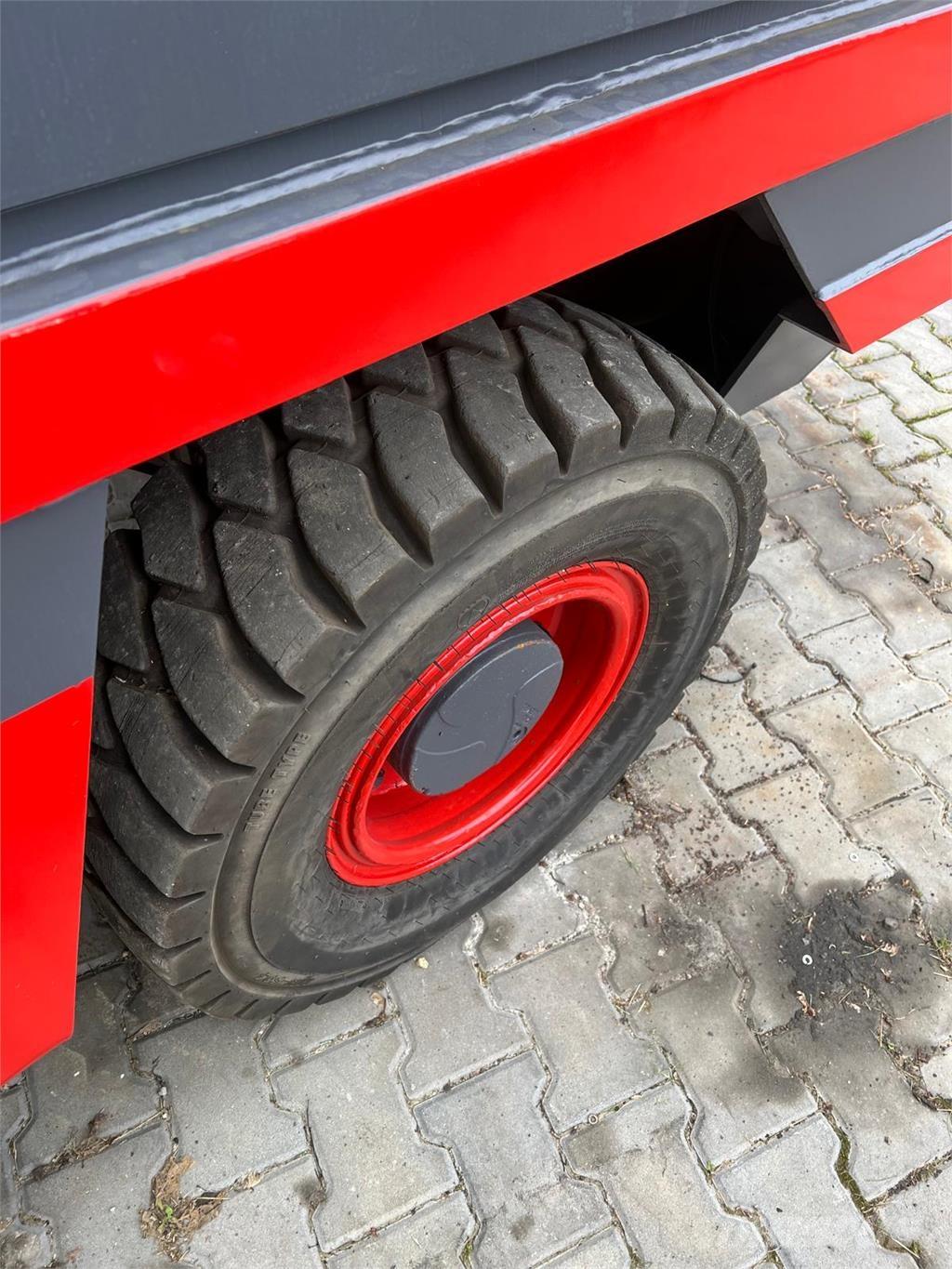 Linde S50D Chariot élévateur latéral