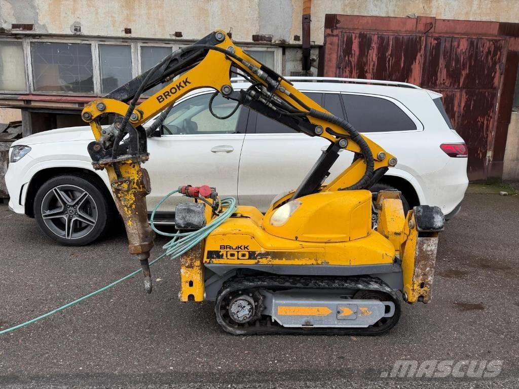 Brokk 100 Pelle de démolition