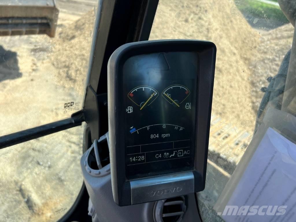 Volvo EC 300 D L Pelle sur chenilles