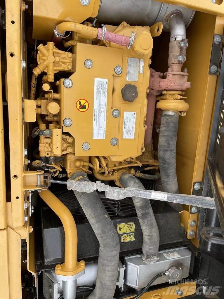 CAT 313GC Pelle sur chenilles