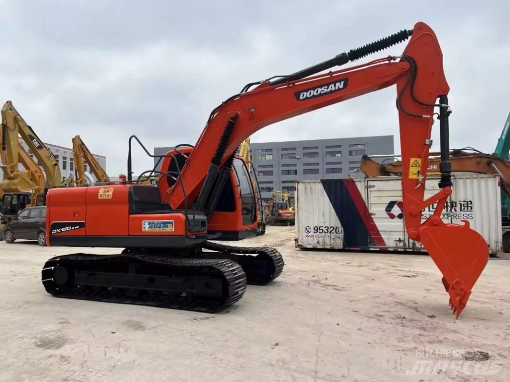 Doosan DX150LC-9C Pelle sur chenilles
