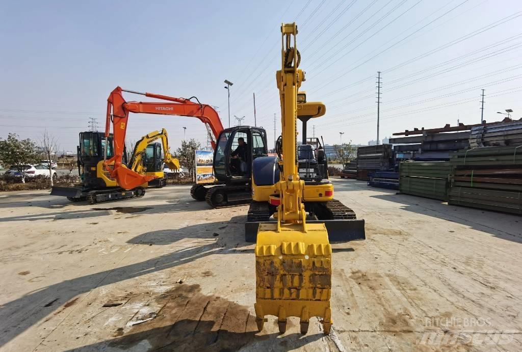 Komatsu PC 40 MR Mini pelle < 7t