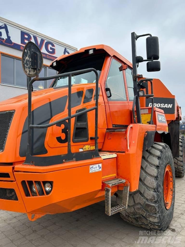 Doosan DA 30 Tombereau articulé