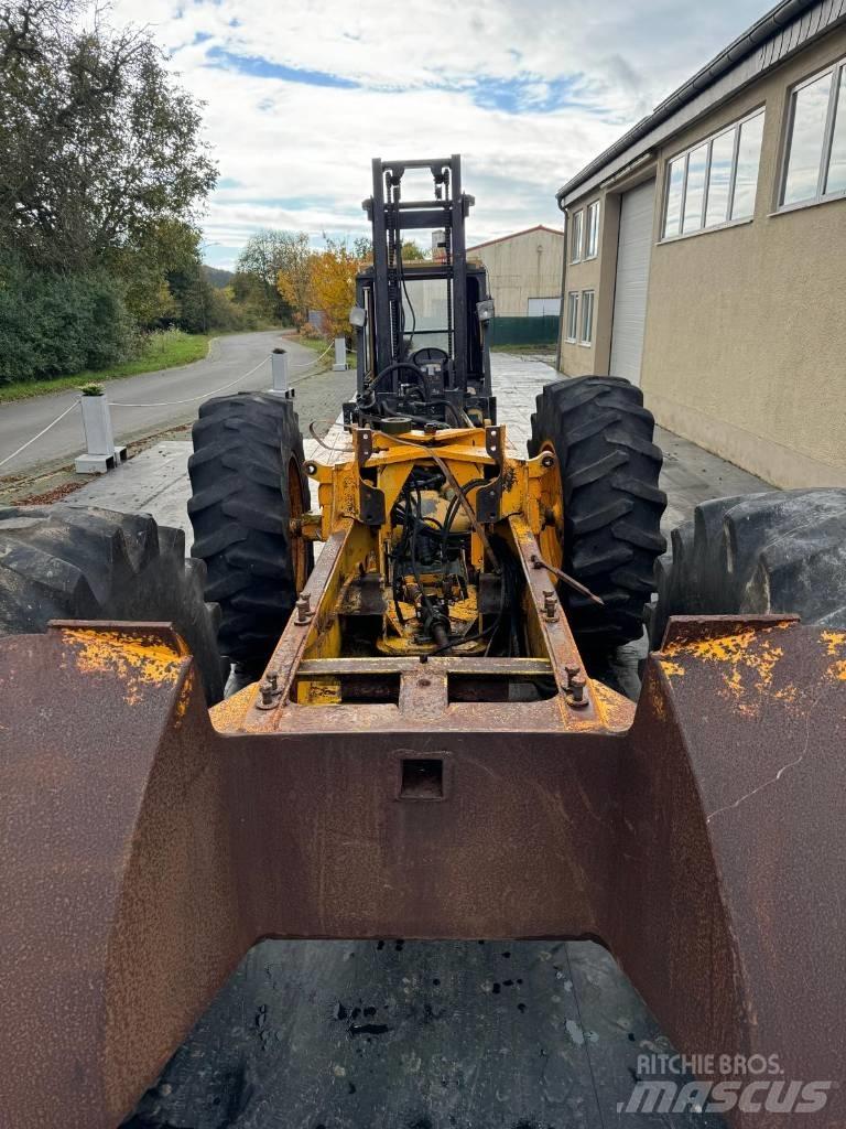 John Deere 540 B Débusqueur