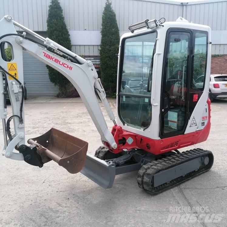Takeuchi TB216 Mini pelle < 7t