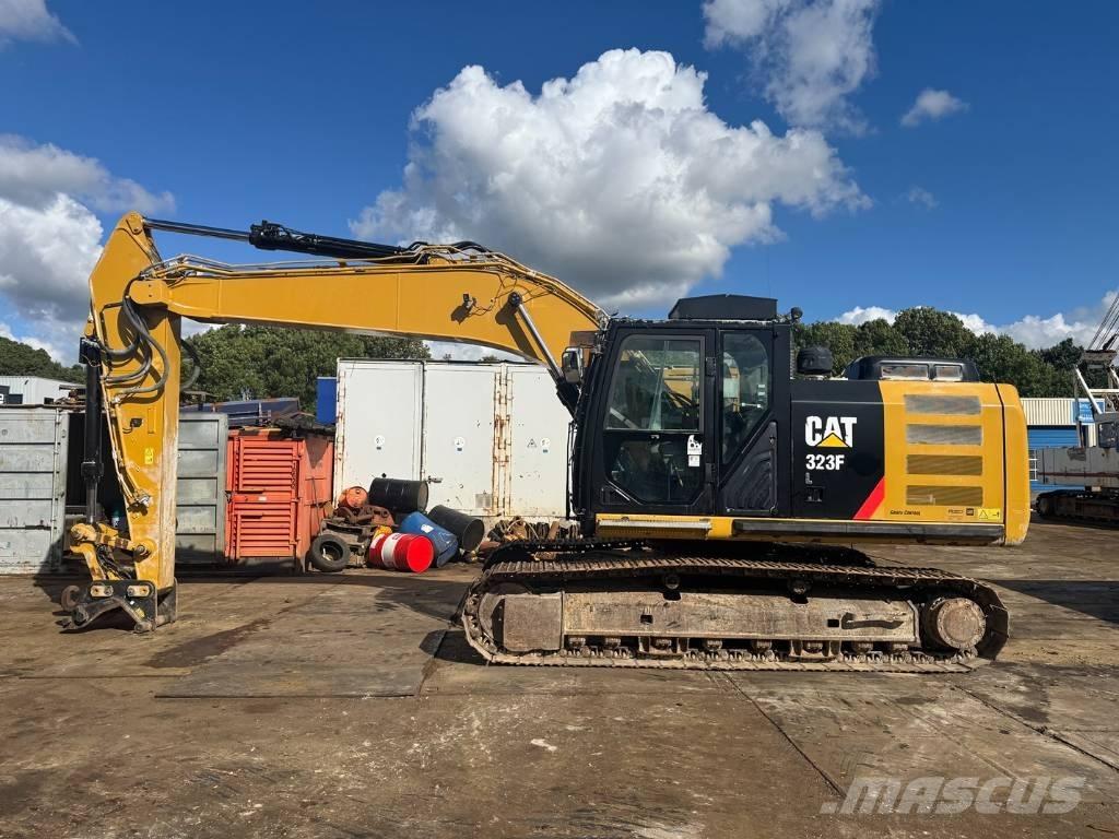CAT 323 F L Pelle sur chenilles