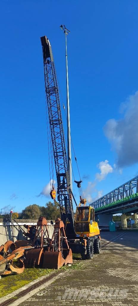 Sennebogen S 611 M Grues mobiles