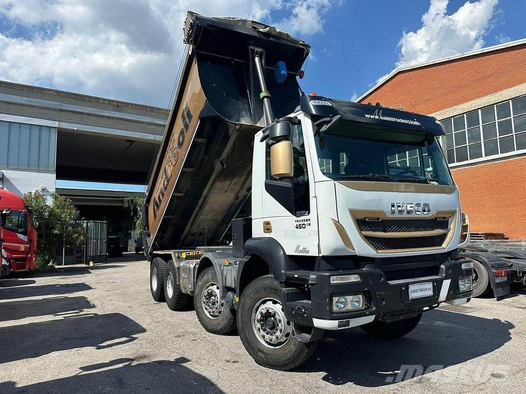 Iveco TRACKKER 450 Camion benne