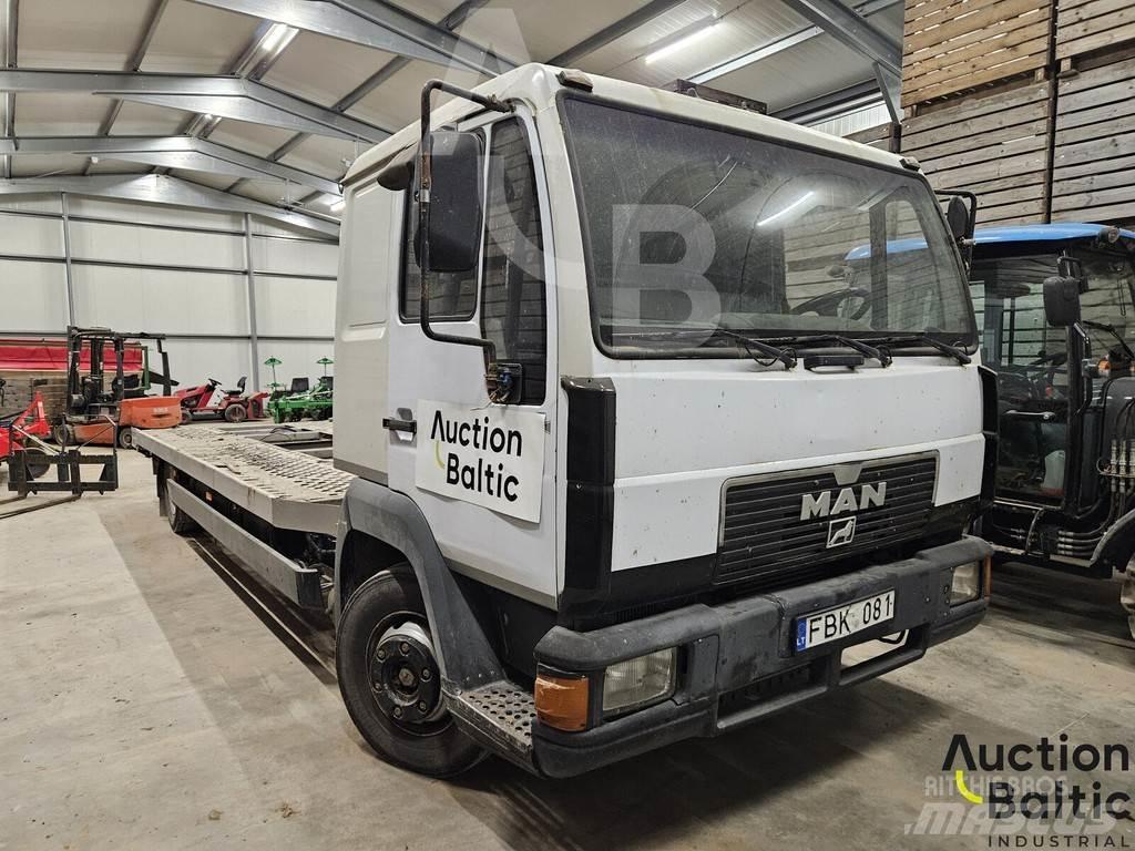MAN 8.224 Camion porte engin