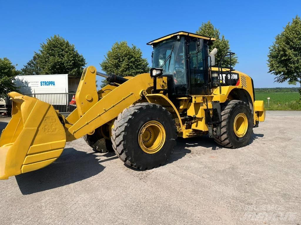 CAT 950M Chargeuse sur pneus