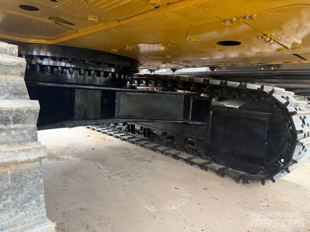 CAT 336 GC Pelle sur chenilles