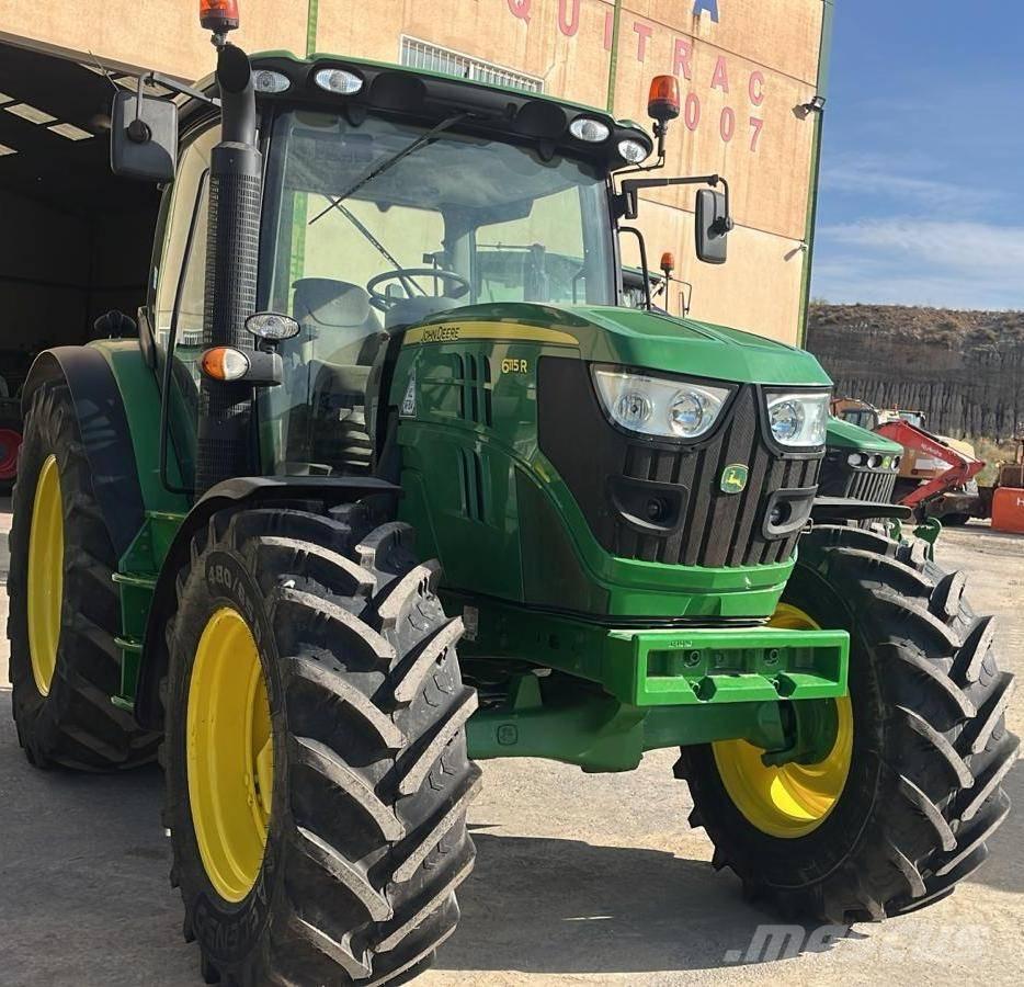 John Deere 6115 R Tracteur